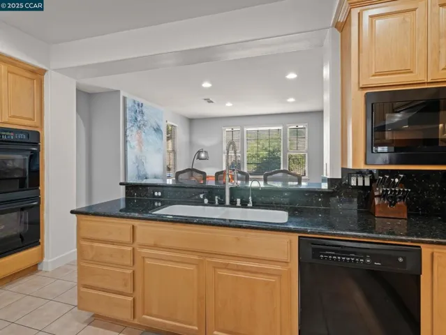 1006 Regatta Pt, Hercules, California 94547