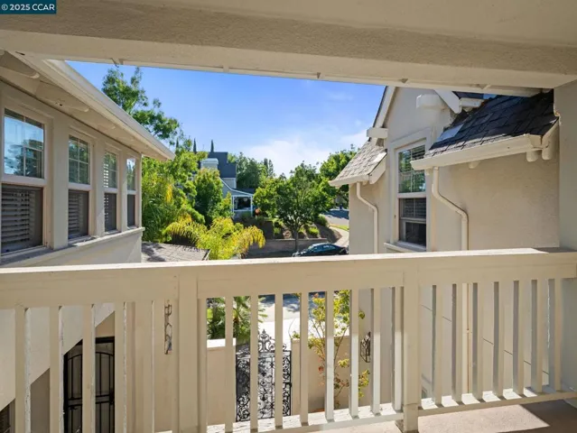 1006 Regatta Pt, Hercules, California 94547
