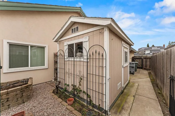 5643 Bluffs Dr, Rocklin, California 95765