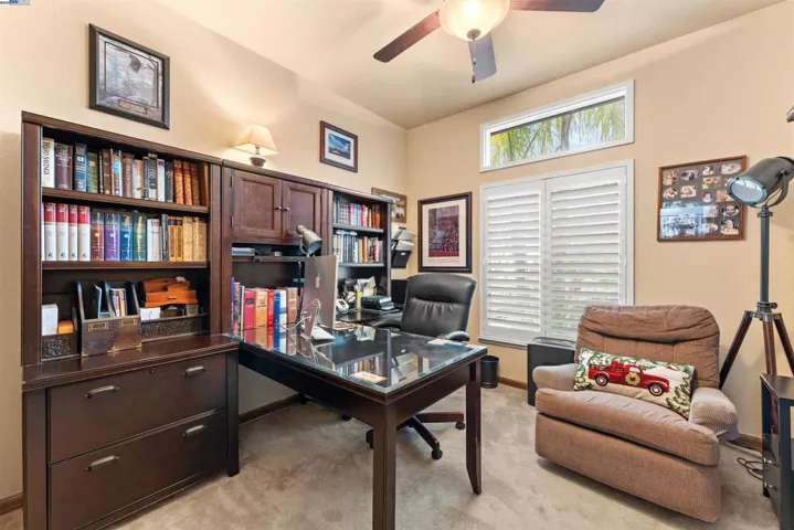 5643 Bluffs Dr, Rocklin, California 95765