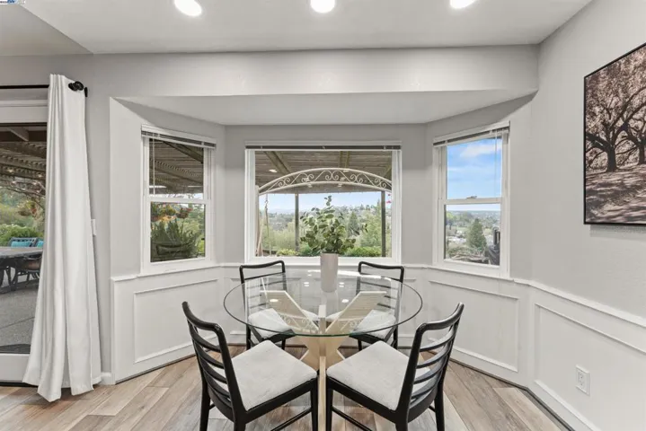 5643 Bluffs Dr, Rocklin, California 95765