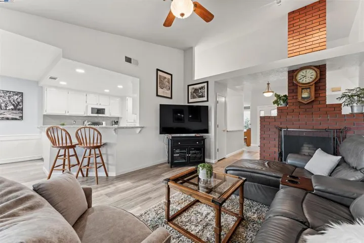 5643 Bluffs Dr, Rocklin, California 95765
