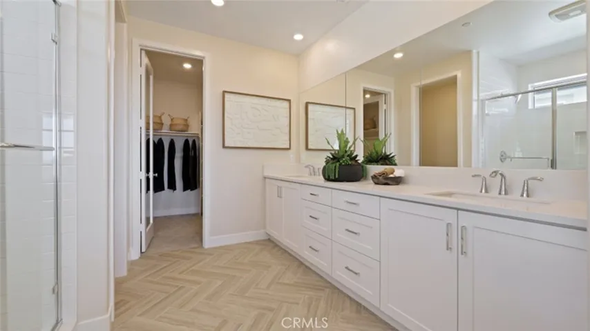 Photos shown are of model only- not actual homesite.