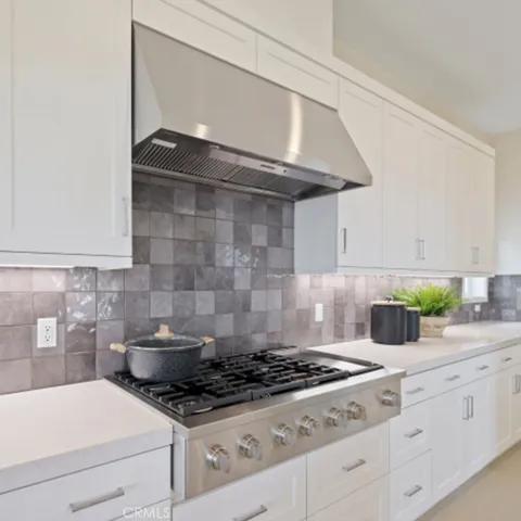 Photos shown are of model only- not actual homesite.