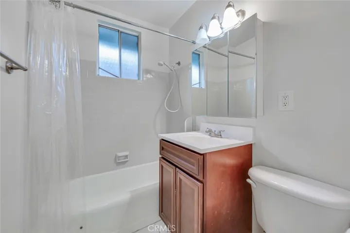 17520 Kingsbury Street, Granada Hills, California 91344