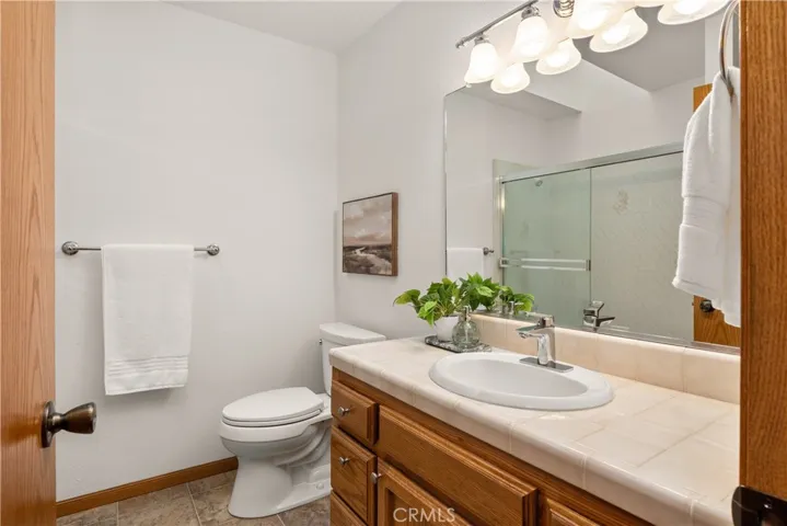 1021 Gateway Lane, Chico, California 95926