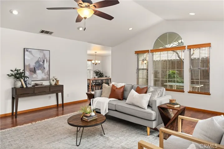 1021 Gateway Lane, Chico, California 95926