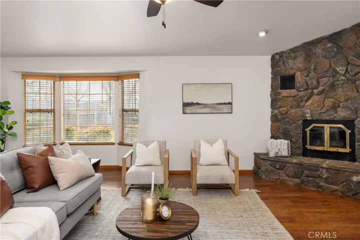 1021 Gateway Lane, Chico, California 95926