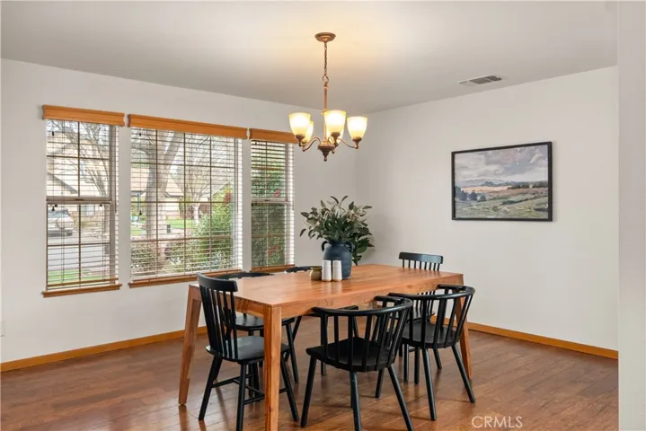 1021 Gateway Lane, Chico, California 95926