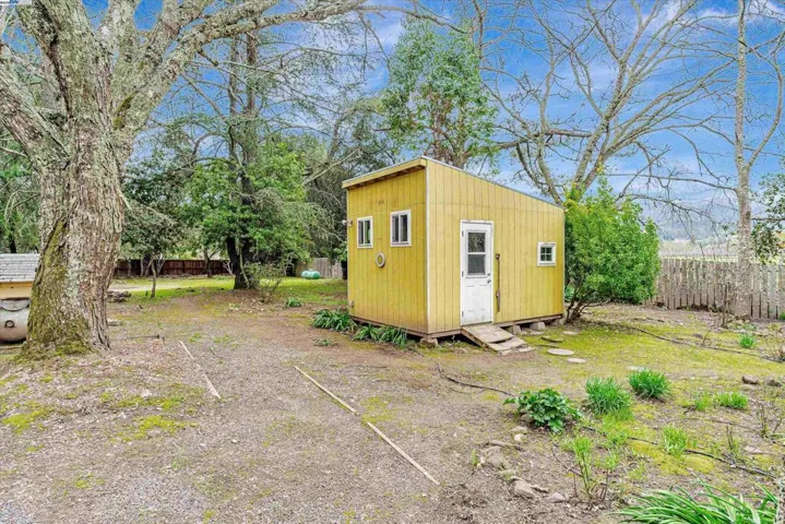 13020 Arnold Dr, Glen Ellen, California 95442
