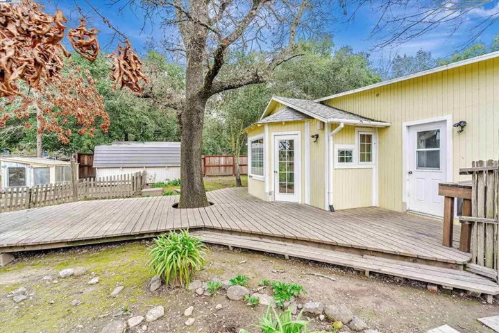 13020 Arnold Dr, Glen Ellen, California 95442