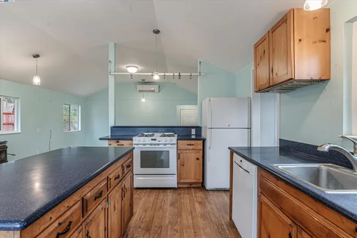 13020 Arnold Dr, Glen Ellen, California 95442
