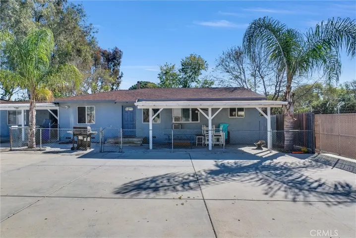 442 E Arrow 1/2, Upland, California 91786