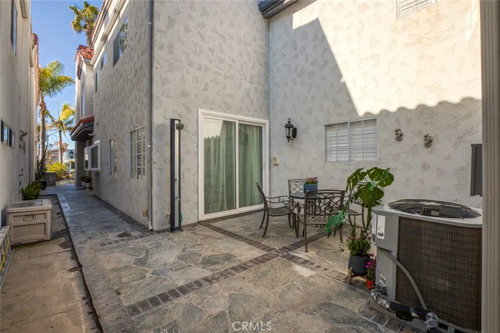 320 20th Street, Huntington Beach, California 92648 home-pic-59