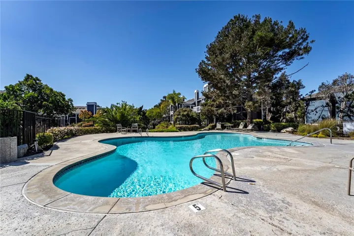 20322 Portview Circle Ci203, Huntington Beach, California 92646