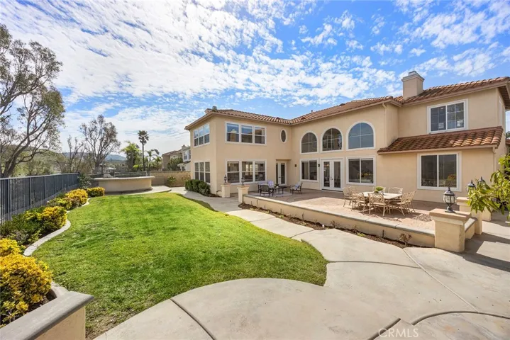 1038 S Sunstream Lane, Anaheim Hills, California 92808