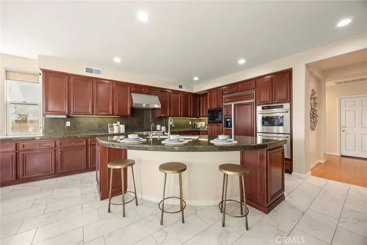 1038 S Sunstream Lane, Anaheim Hills, California 92808