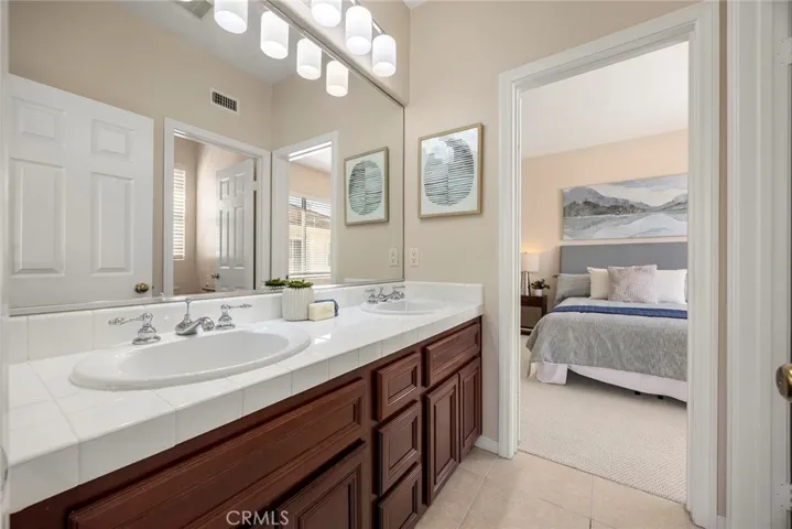1038 S Sunstream Lane, Anaheim Hills, California 92808