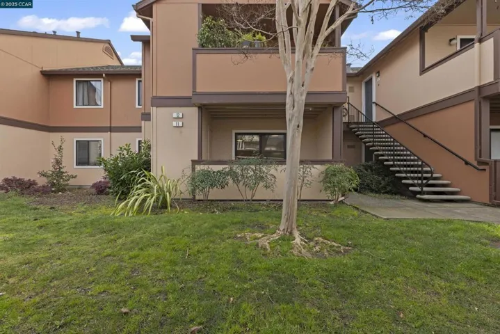 8201 Camino Colegio 11, Rohnert Park, California 94928