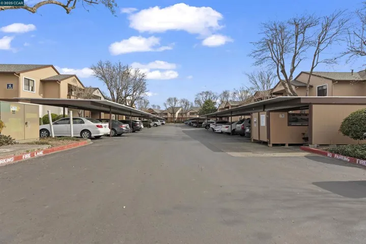 8201 Camino Colegio 11, Rohnert Park, California 94928