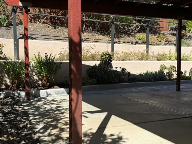 1975 Woodland Valley, Escondido, California 92026