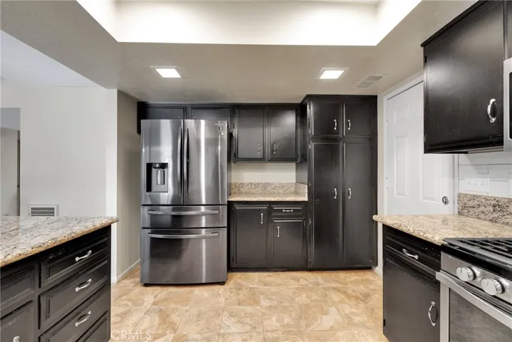 Kitchen. View 3