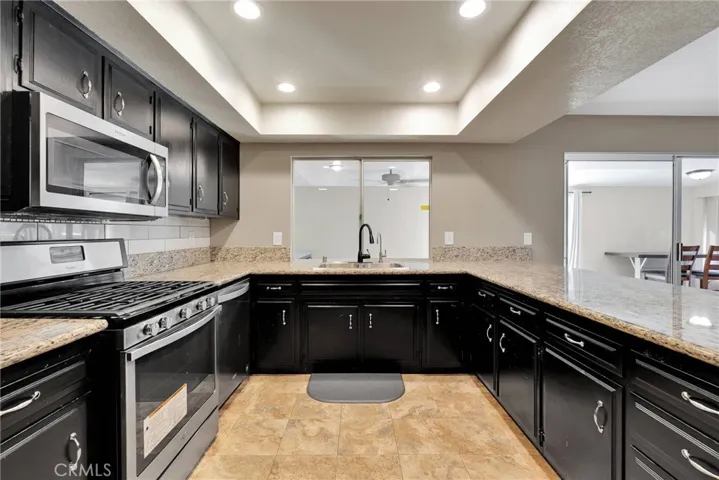 Kitchen. View 4