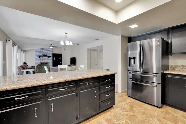 Kitchen. View 6