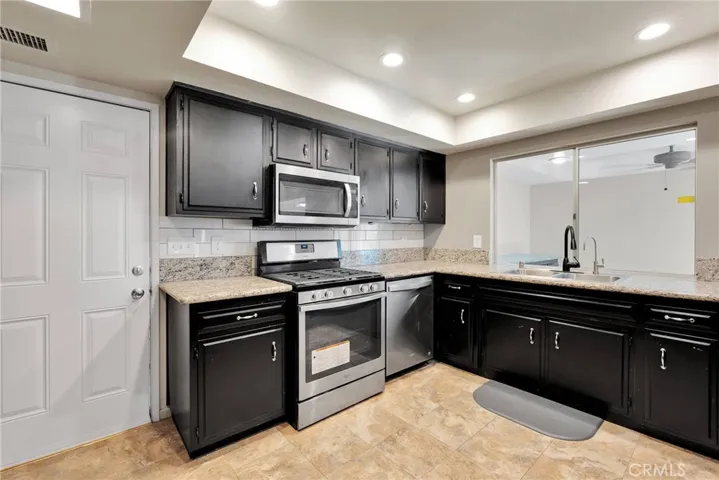Kitchen. View 2