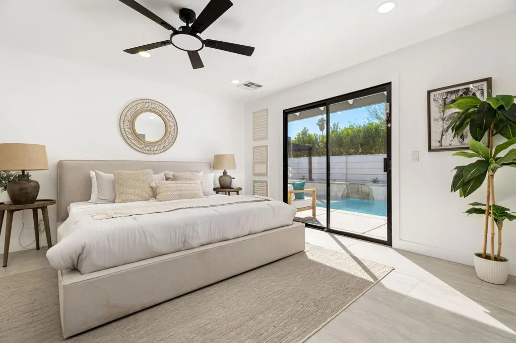 2171 E Francis Drive, Palm Springs, California 92262 home-pic-27