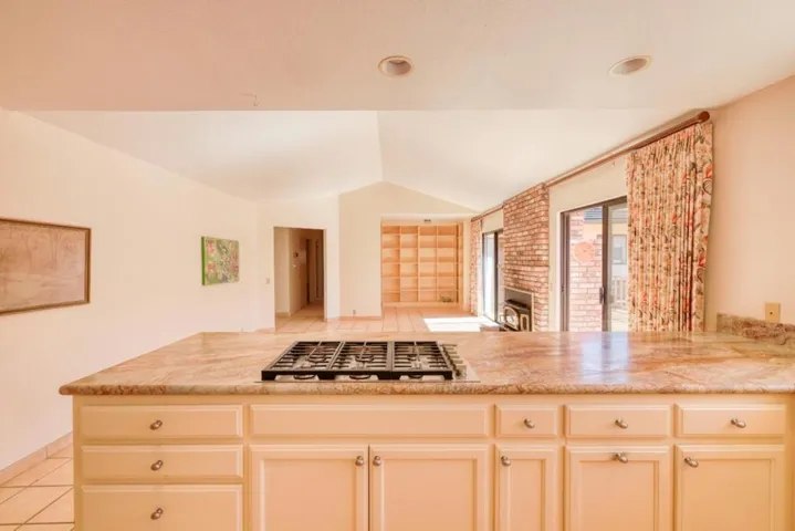 23400 Redding Circle, Salinas, California 93908