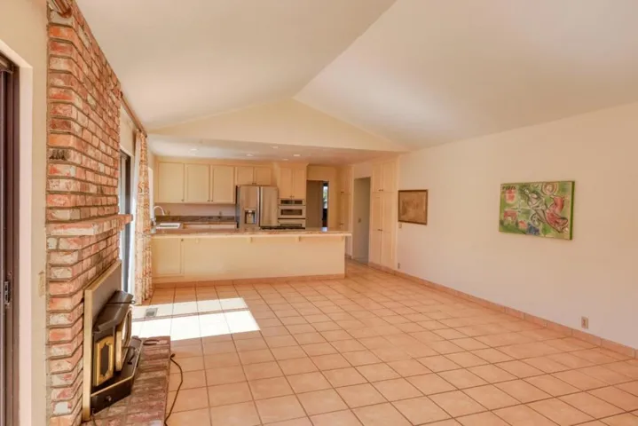 23400 Redding Circle, Salinas, California 93908