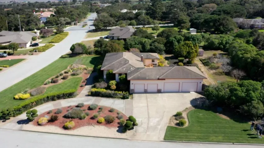 23400 Redding Circle, Salinas, California 93908