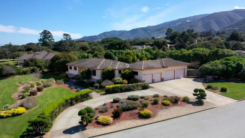 23400 Redding Circle, Salinas, California 93908