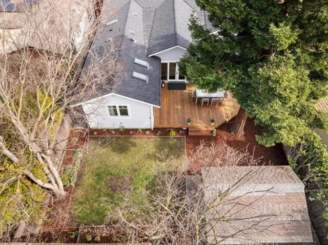 961 15th Avenue, Redwood City, California 94063
