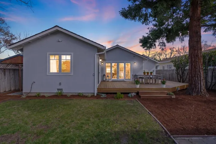 961 15th Avenue, Redwood City, California 94063