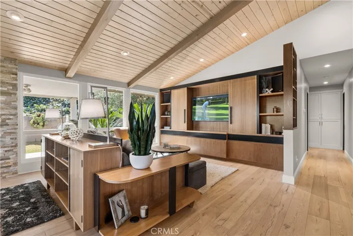 2050 Noble View Drive, Rancho Palos Verdes, California 90275