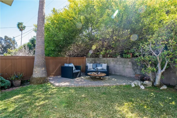 2050 Noble View Drive, Rancho Palos Verdes, California 90275