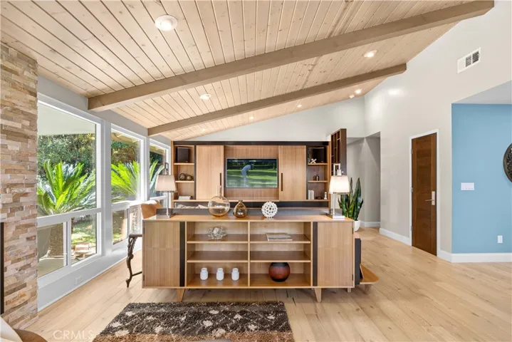 2050 Noble View Drive, Rancho Palos Verdes, California 90275