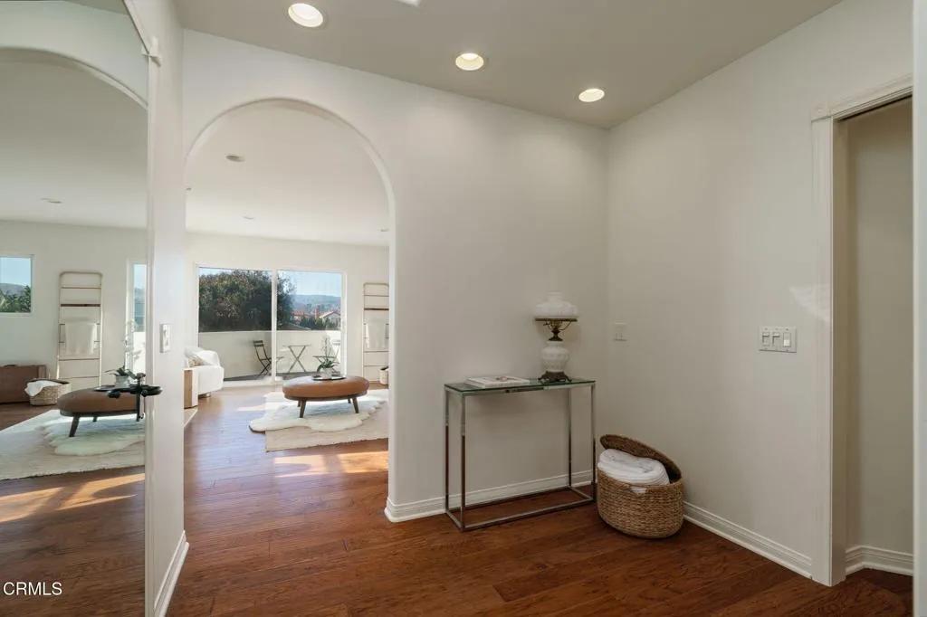 1216 Kingston Lane, Ventura, California 93001 home-pic-38