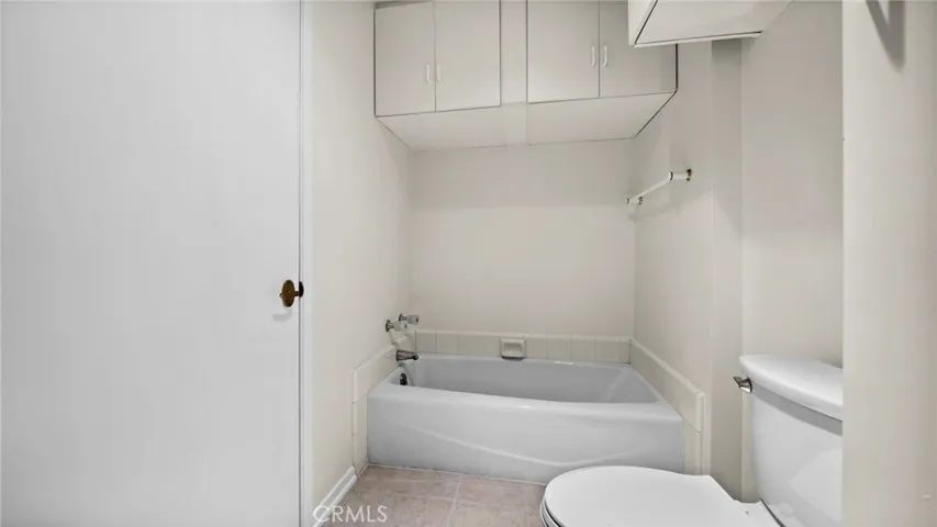 Primary Bathtub.