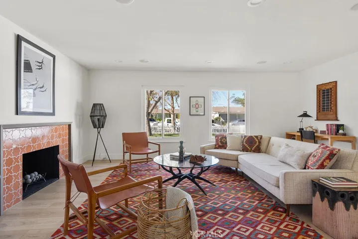 3254 Washington Avenue, Costa Mesa, California 92626