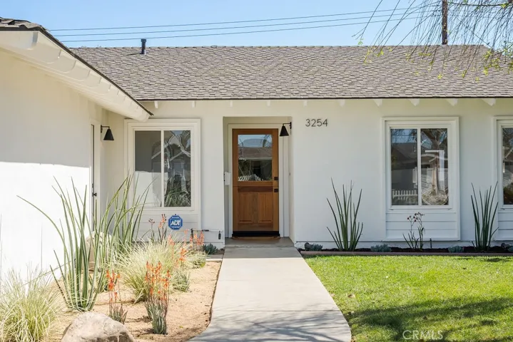3254 Washington Avenue, Costa Mesa, California 92626