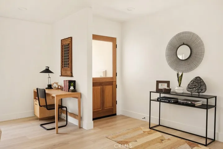 3254 Washington Avenue, Costa Mesa, California 92626