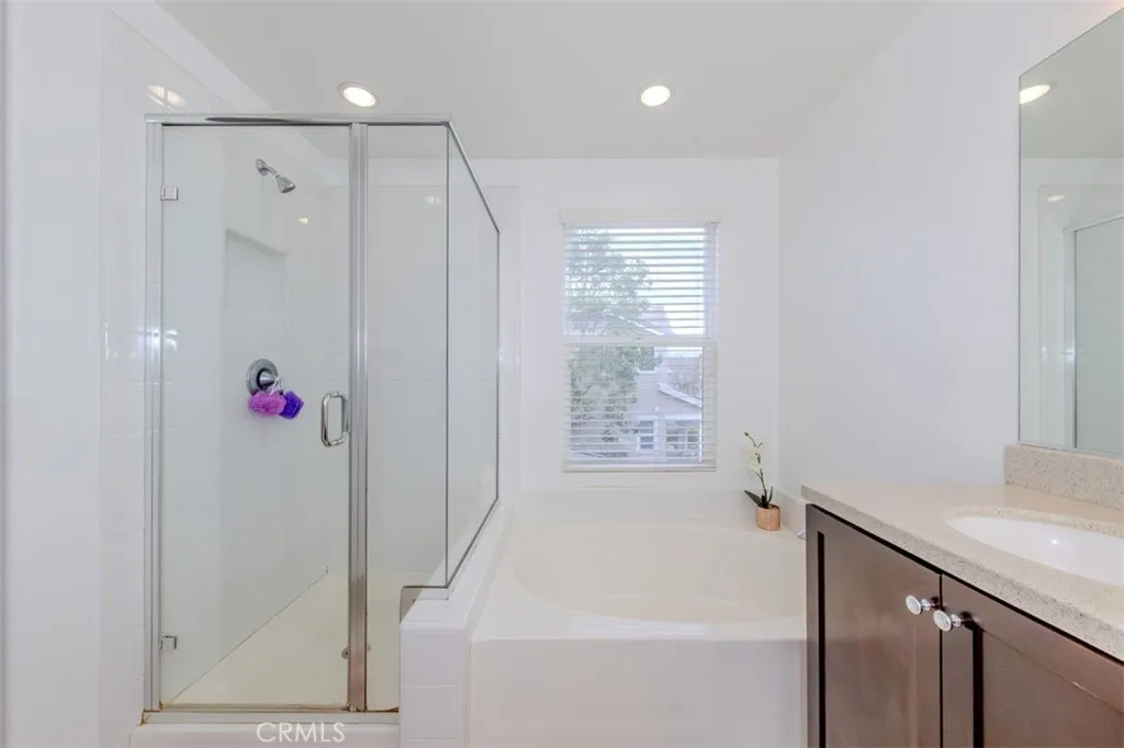 698 Americana Drive, Fullerton, California 92832 home-pic-18