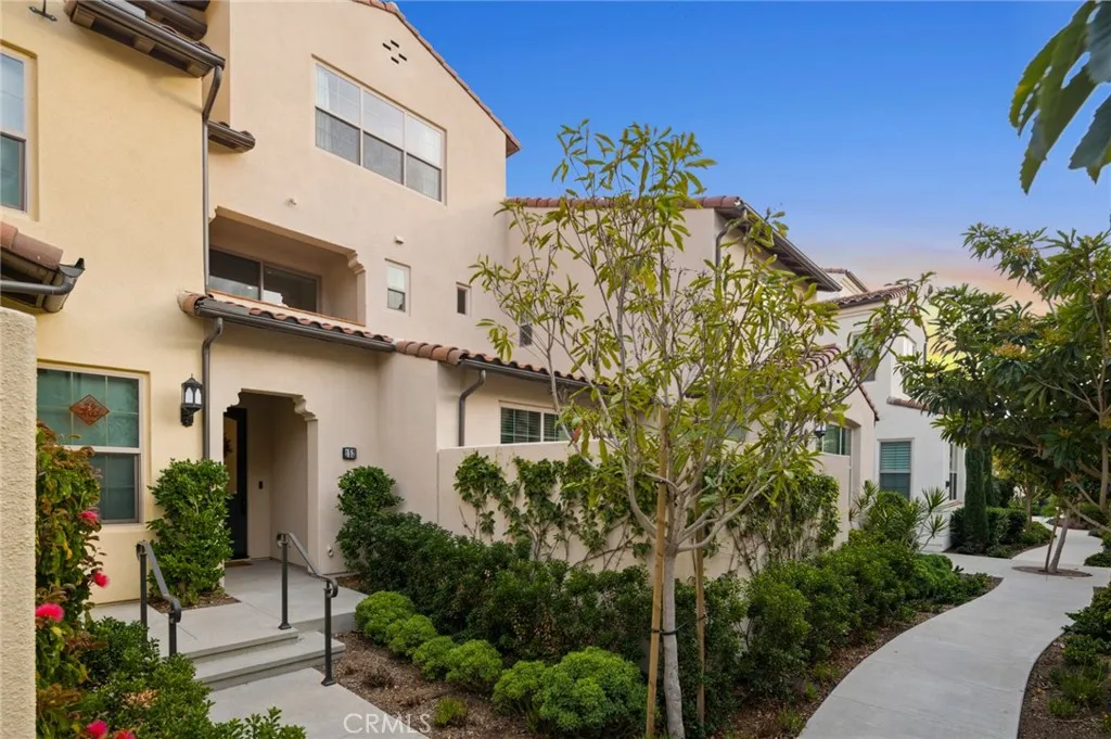 152 Elkhorn, Irvine, California 92618 home-pic-0