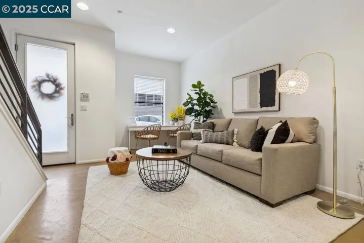 1211 67th St, Oakland, California 94608
