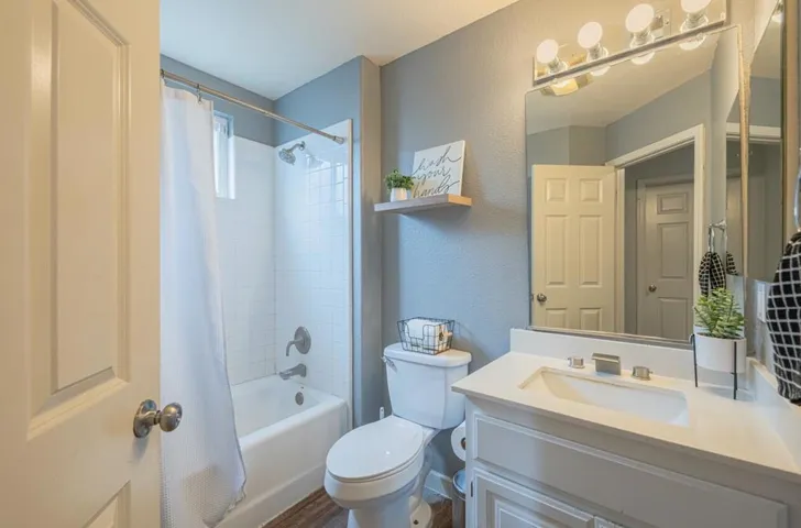 325 Westminster Drive, Salinas, California 93906