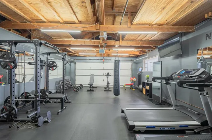 325 Westminster Drive, Salinas, California 93906