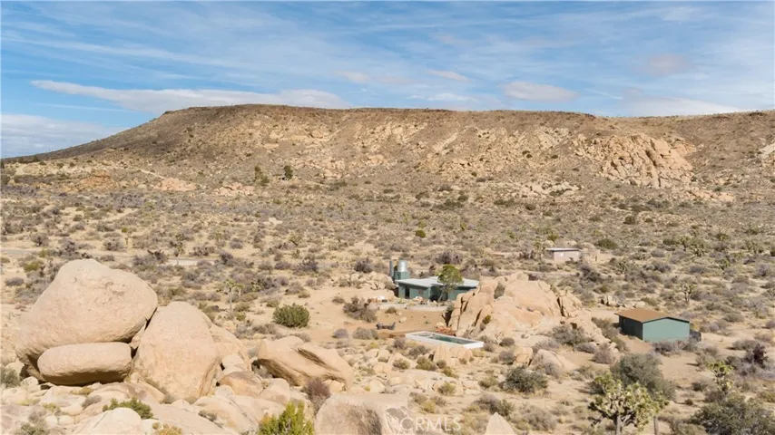 53577 Pipes Canyon Road, Pioneertown, California 92268